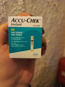 Prodajem Accu Chek Instant trakice